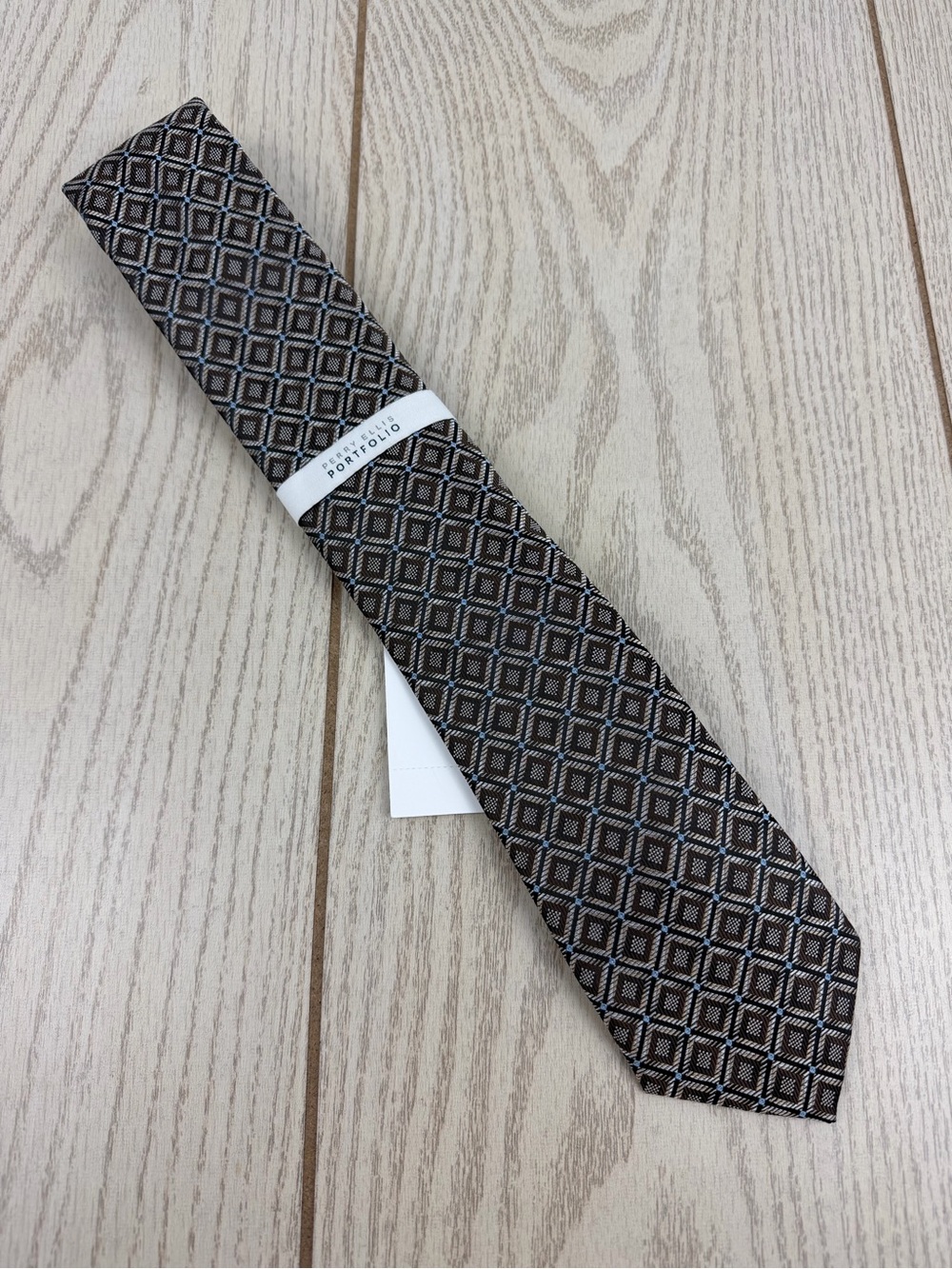 840 Perry Ellis Portfolio Men's Tie William's Geo 260 Taupe $55 Polyester